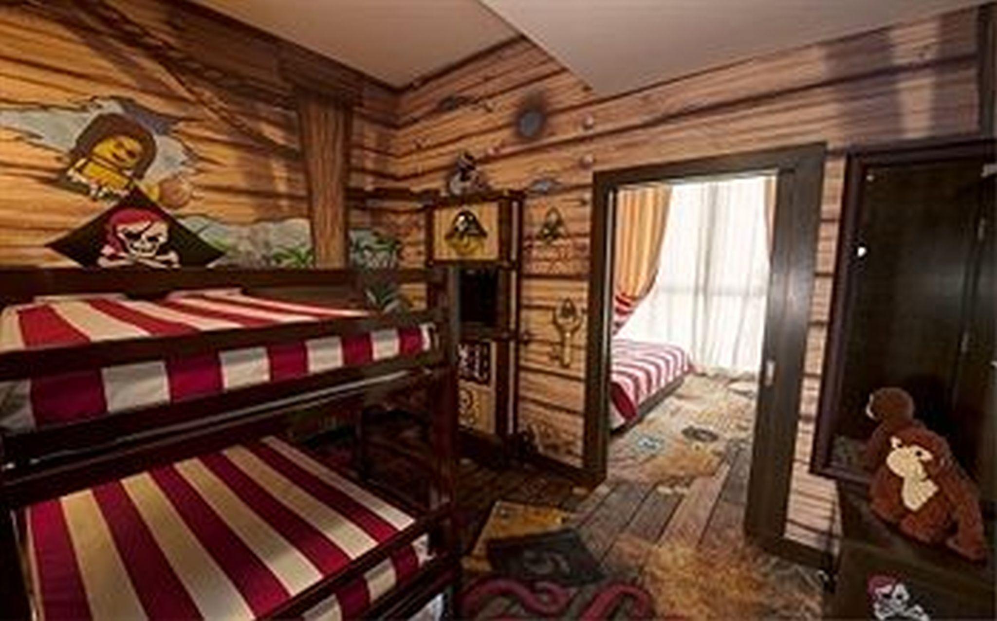 Legoland Malaysia Hotel Нусаяя Екстер'єр фото A room in the Pirate Hotel