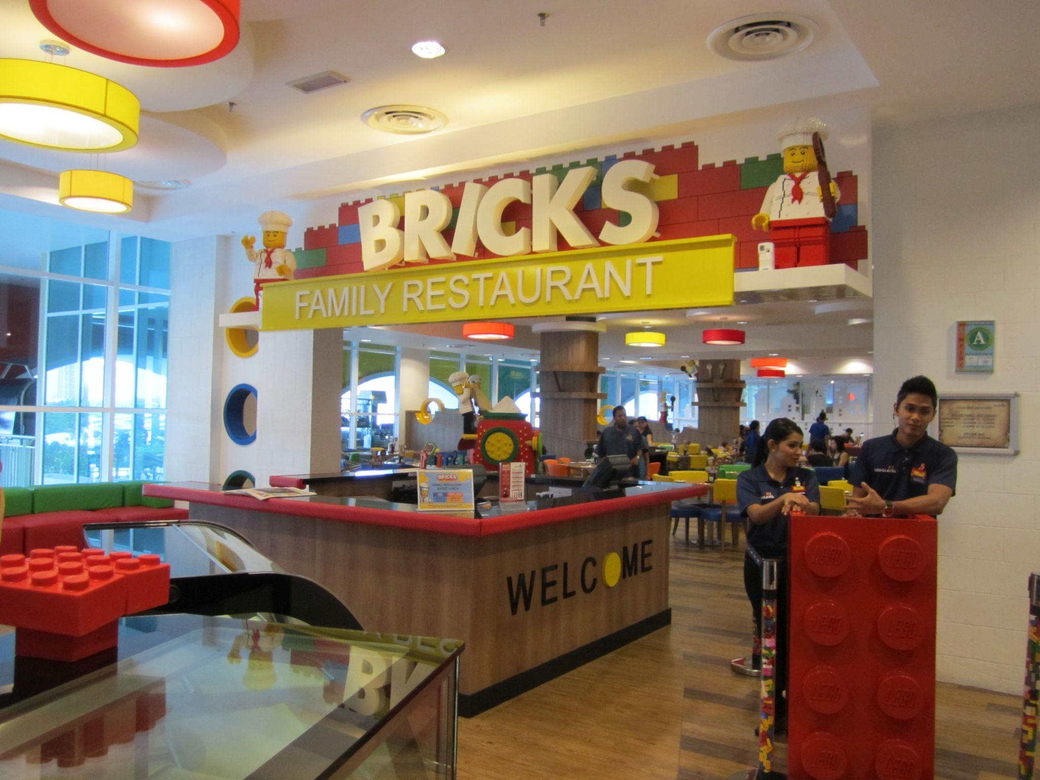 Legoland Malaysia Hotel Нусаяя Екстер'єр фото Bricks Restaurant