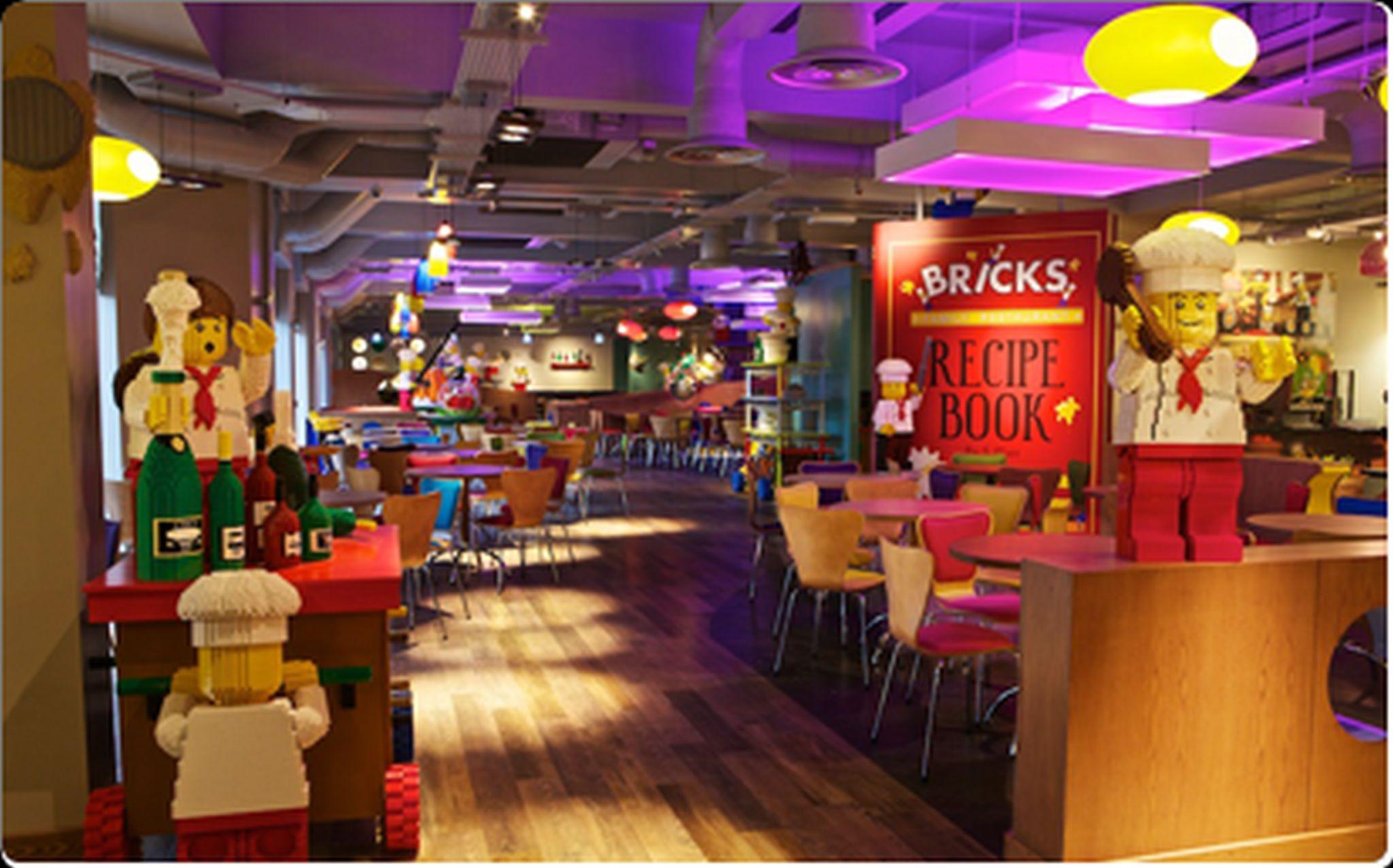 Legoland Malaysia Hotel Нусаяя Екстер'єр фото The interior of a typical Legoland Cafe