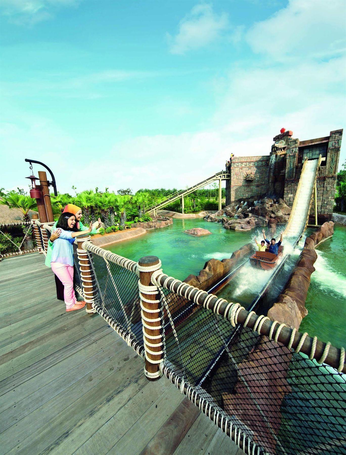 Legoland Malaysia Hotel Нусаяя Екстер'єр фото The Rapids