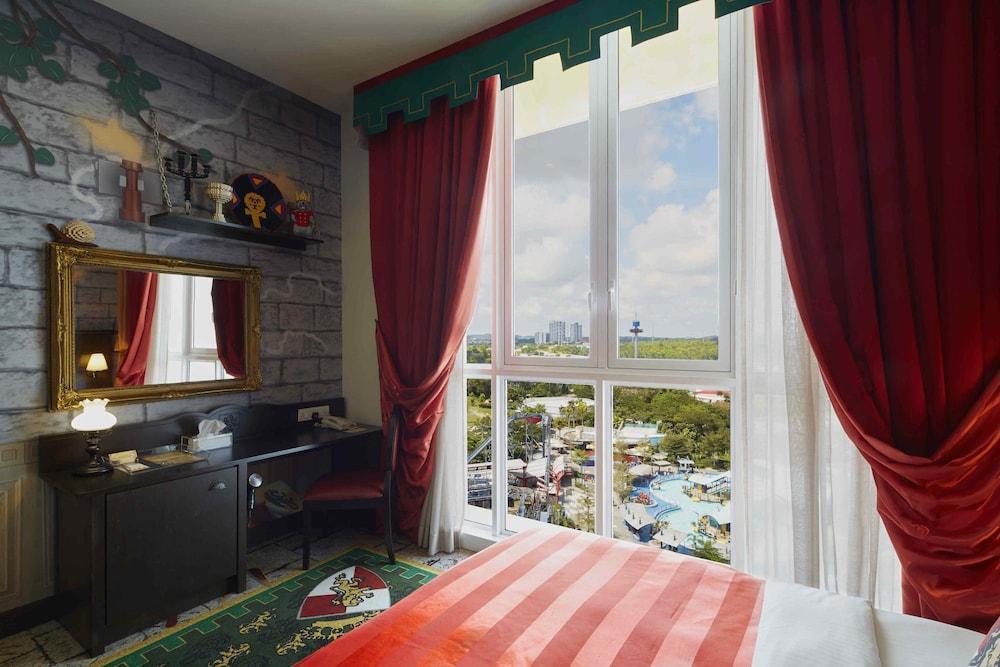 Legoland Malaysia Hotel Нусаяя Екстер'єр фото A room at the Legoland Hotel